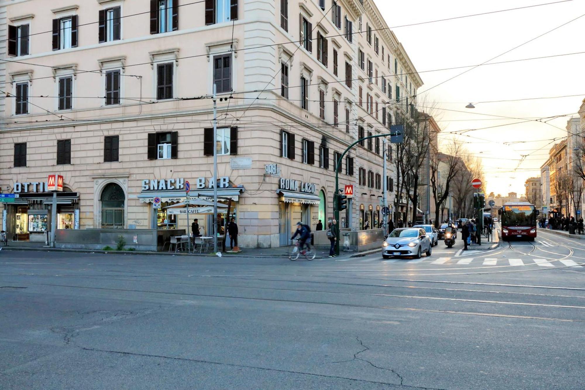 Deza Cozy Place Manzoni Rome Buitenkant foto